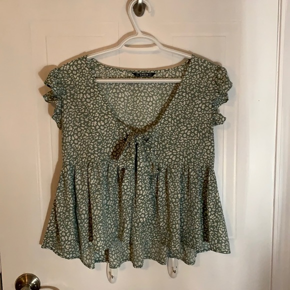 SHEIN flowy printed shirt size small - Picture 1 of 1